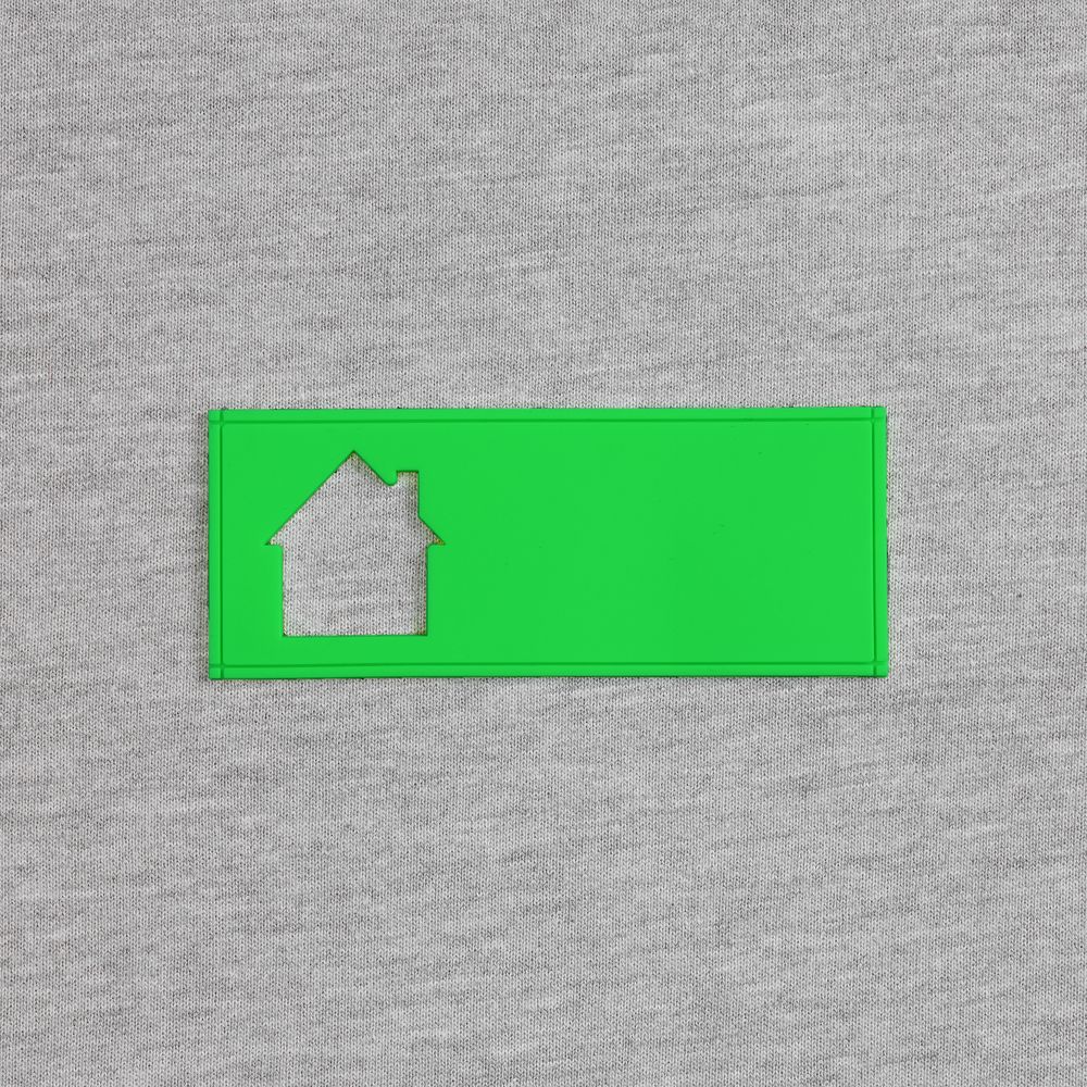 Лейбл из ПВХ с вырубкой «Дом», зеленый неон