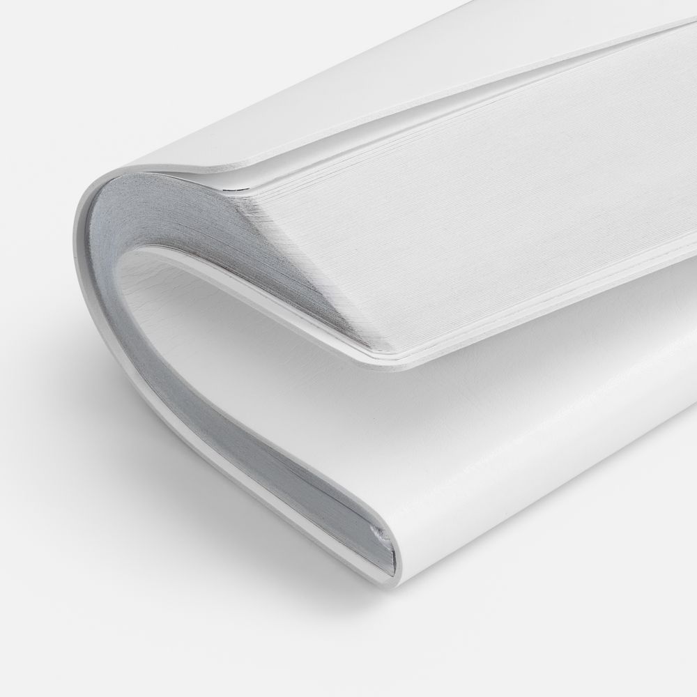 Ежедневник Nebraska Flex, недатированный, белый с серебристым