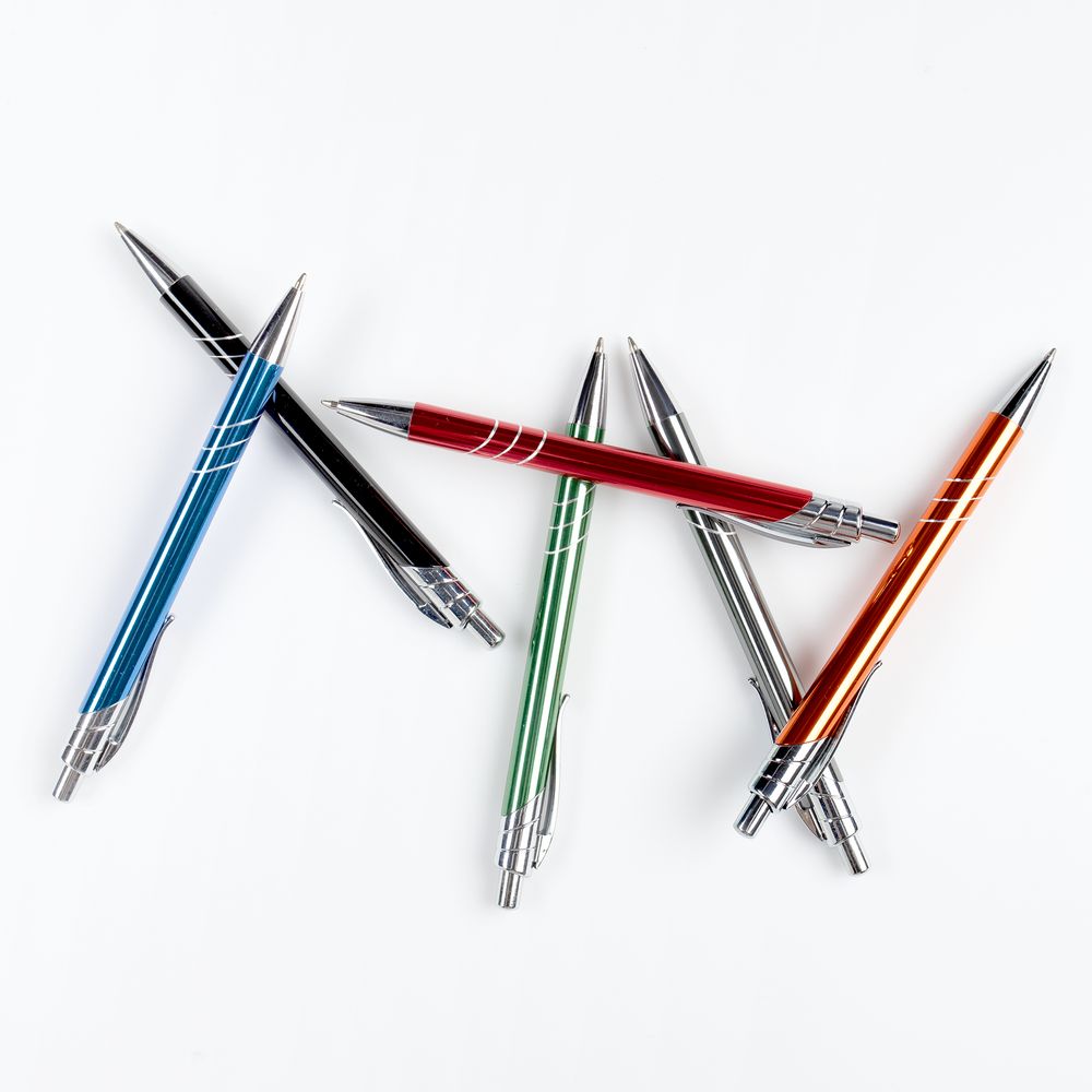 Ручка шариковая Undertone Metallic, черная Ручка шариковая Undertone Metallic, черная
