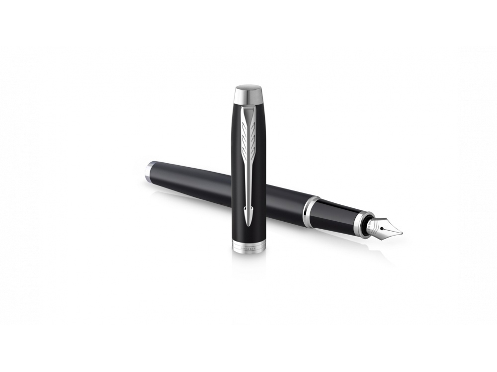 Перьевая ручка Parker IM Mat Black CT, перо: F, цвет чернил: blue, в подарочной упаковке. Перьевая ручка Parker IM Mat Black CT, перо: F, цвет чернил: blue, в подарочной упаковке.