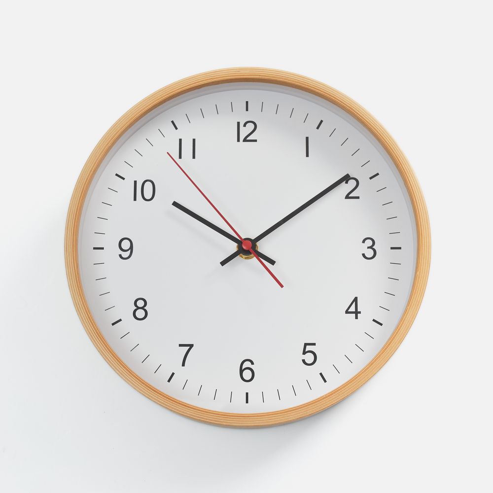 Часы Benty, белые