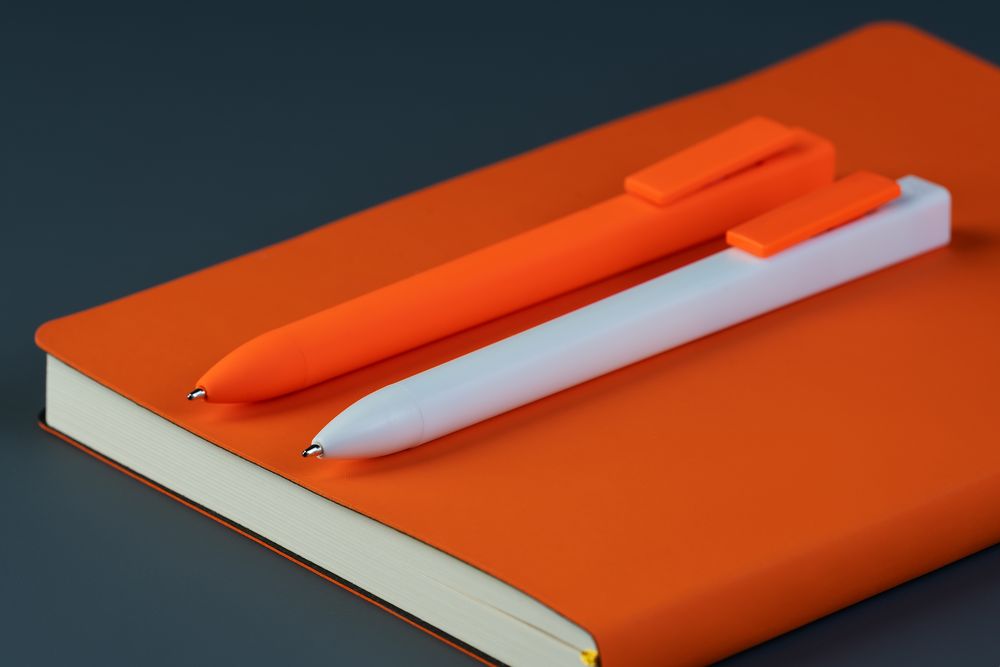 Ручка шариковая Swiper SQ Soft Touch, оранжевая Ручка шариковая Swiper SQ Soft Touch, оранжевая